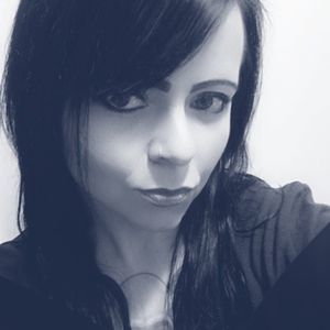 Meet your Posher, Liz